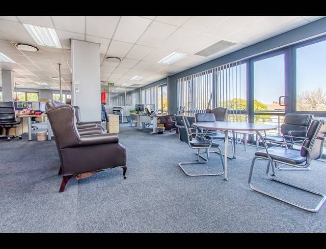 334M² OFFICE TO LET IN SIMBA